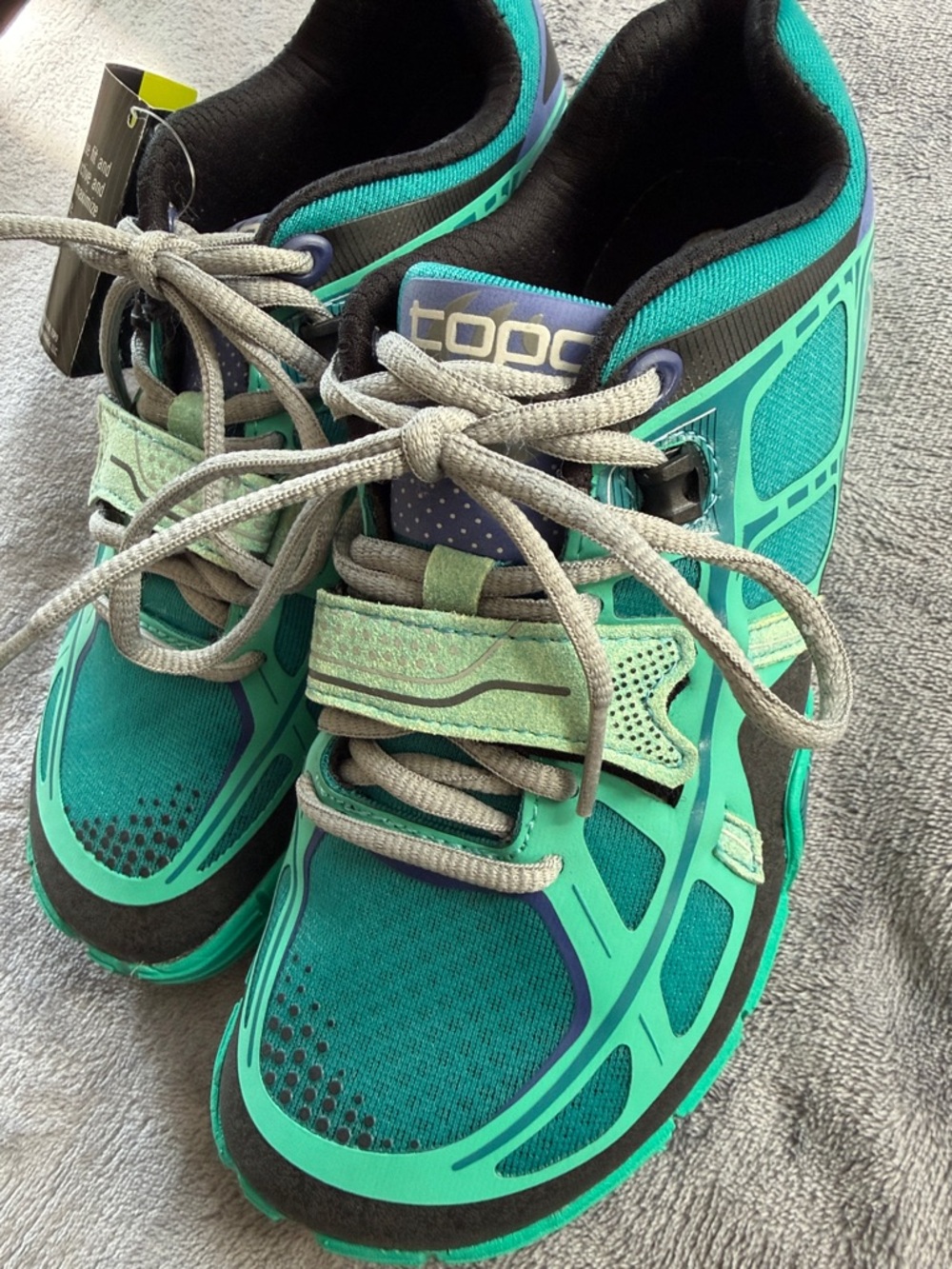 Women’s Topo Athletic Halsa Cross trainer - Emerald / Black - Picture 9 of 9
